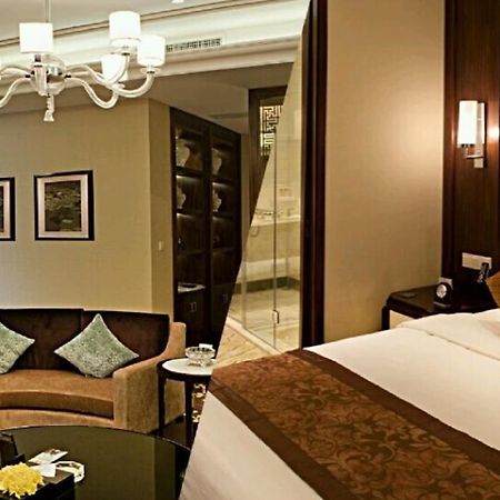 Ondine International Hotel Чженьцзян Екстер'єр фото