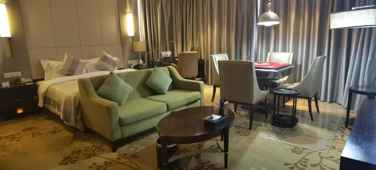Ondine International Hotel Чженьцзян Екстер'єр фото