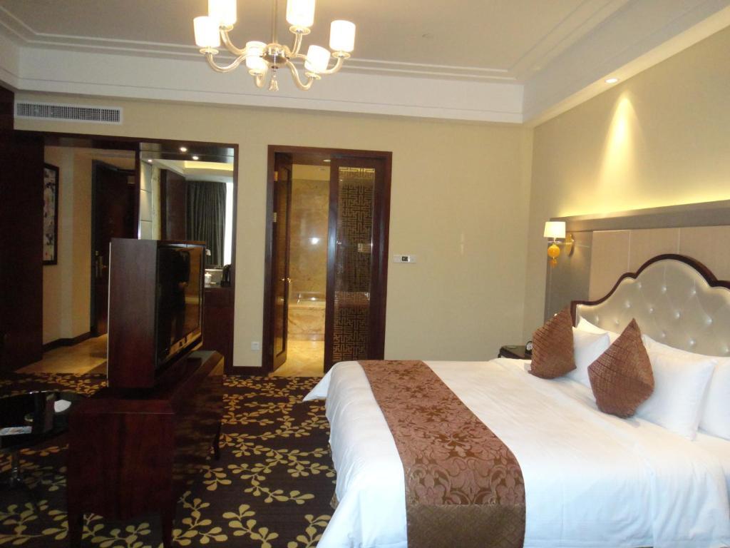 Ondine International Hotel Чженьцзян Номер фото