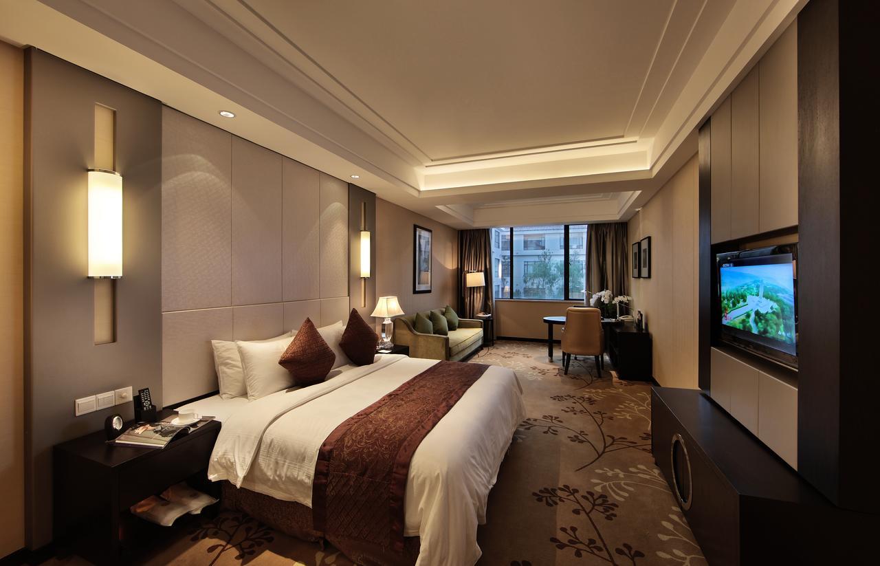 Ondine International Hotel Чженьцзян Екстер'єр фото