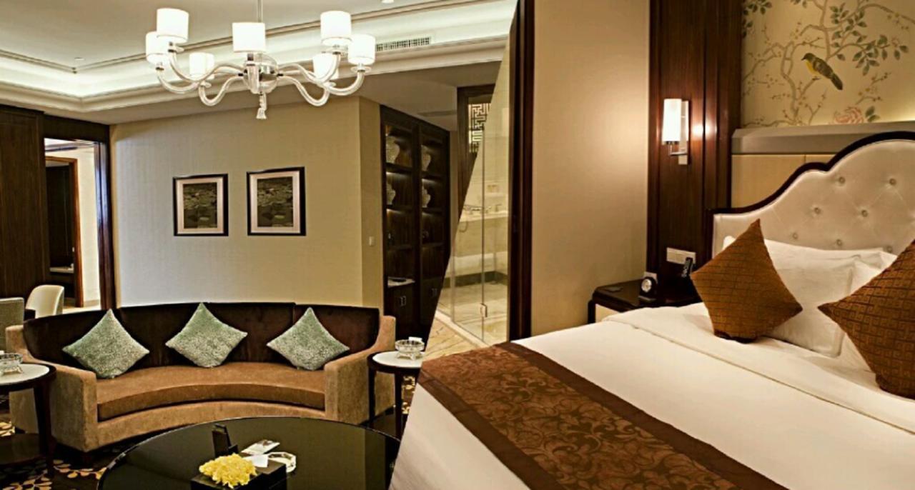 Ondine International Hotel Чженьцзян Екстер'єр фото