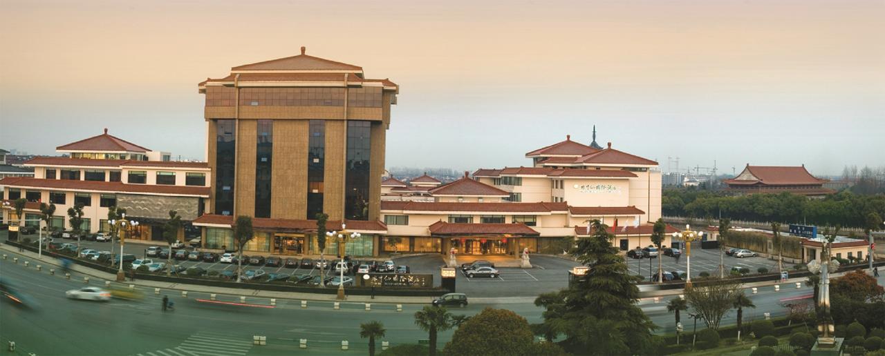 Ondine International Hotel Чженьцзян Екстер'єр фото